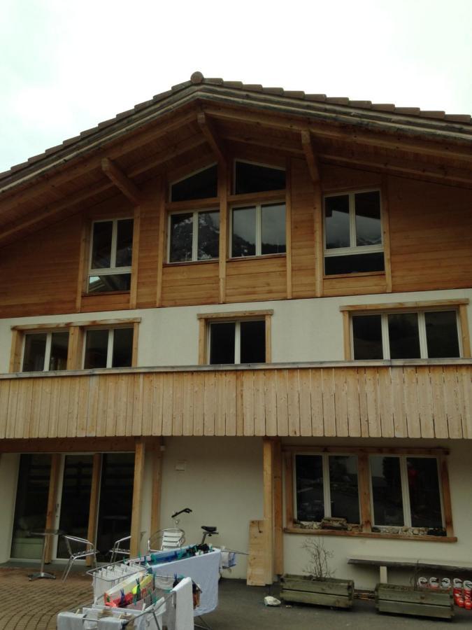 2-Zimmer Ferienwohnung,Parterre,Sitzplatz,Garage Adelboden Exterior foto